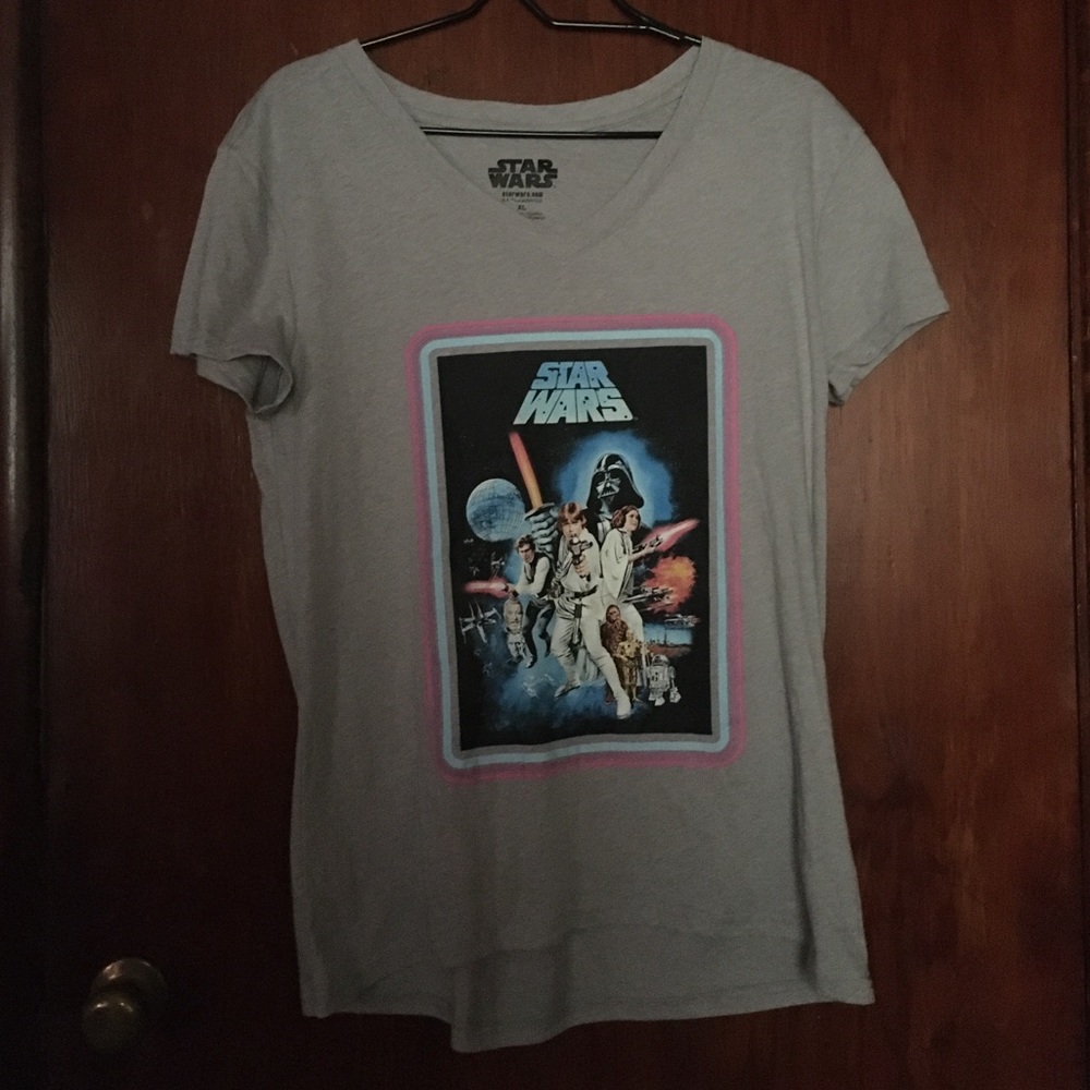 Star Wars short sleeve V-neck tee